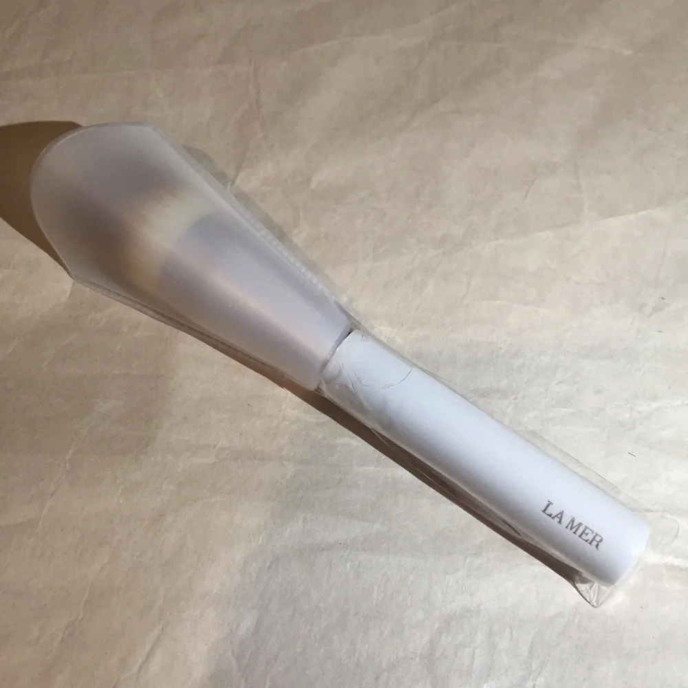 La Mer foundation brush Authentic